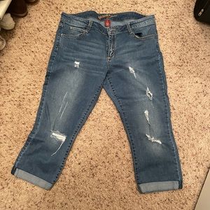 Arizona Jean capri’s Juniors